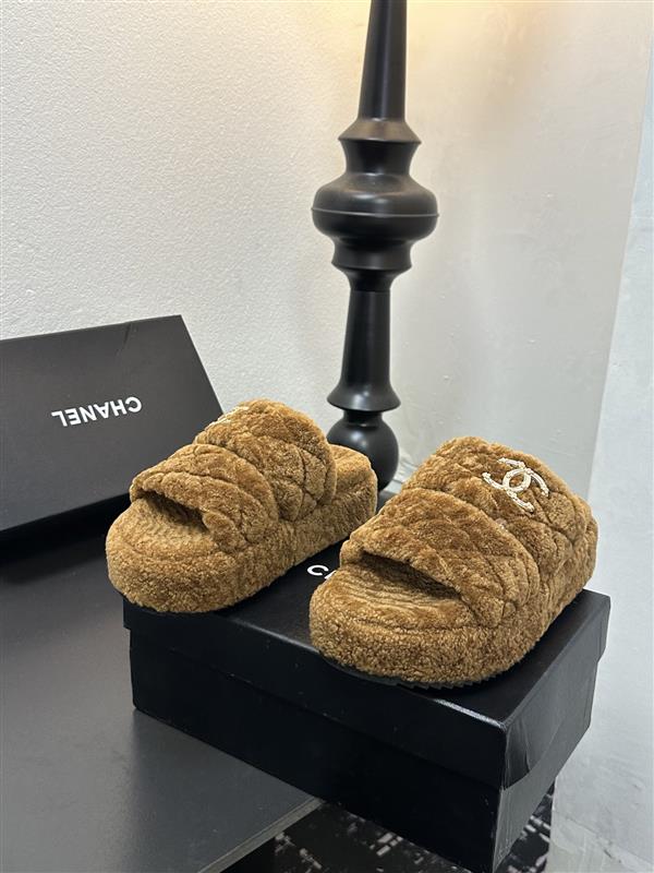 2025112818443370 290